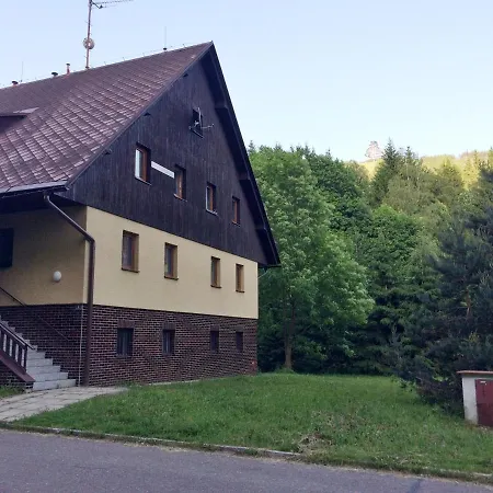 V Zeleni Apartment *