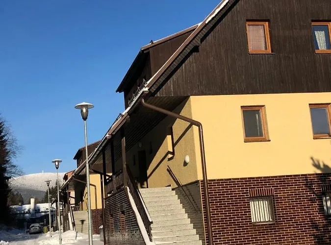 V Zeleni *